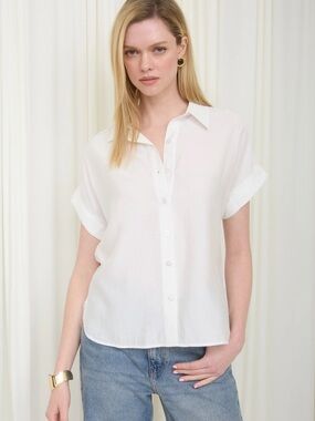 Classic White Short-Sleeve Button-Up Shirt - White